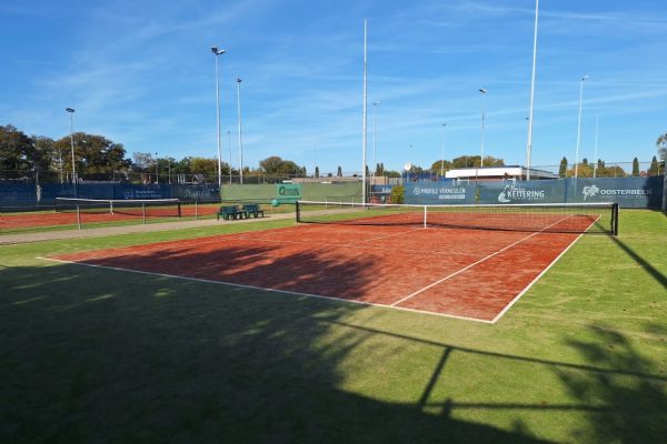 Tennisbaan project Neede